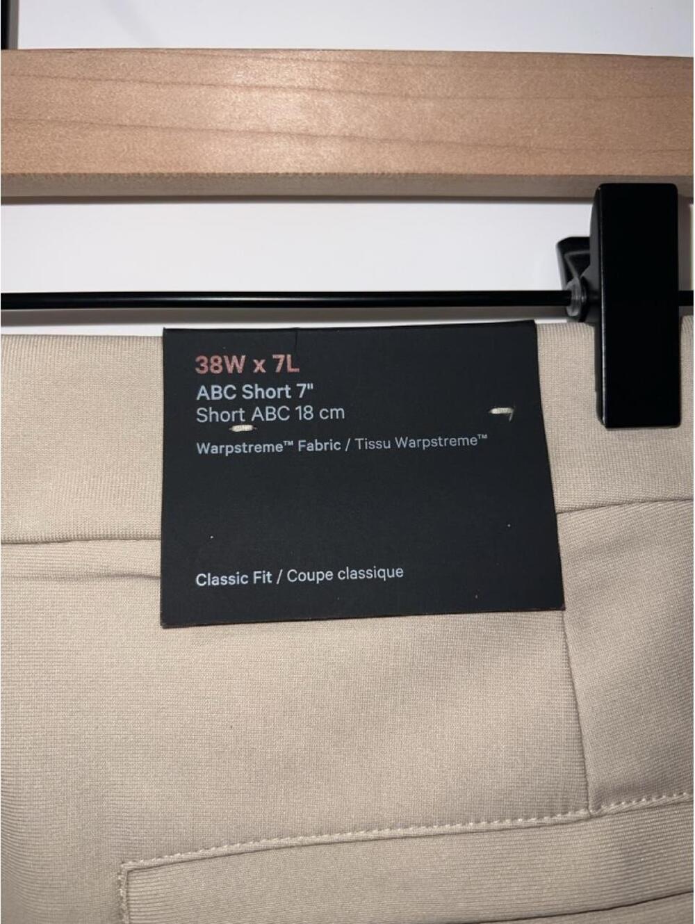 Lululemon ABC Classic-Fit Short 7" | Warpstreme | 38 | NWT - Picture 3 of 6